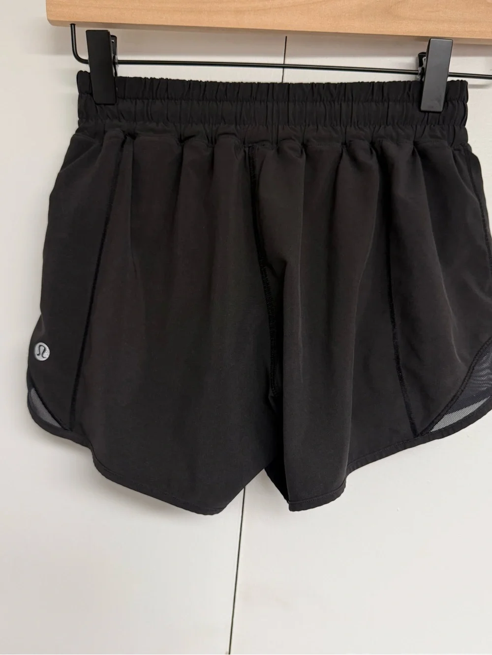 lululemon Hotty Hot II Tall Black Running Shorts Size 2
